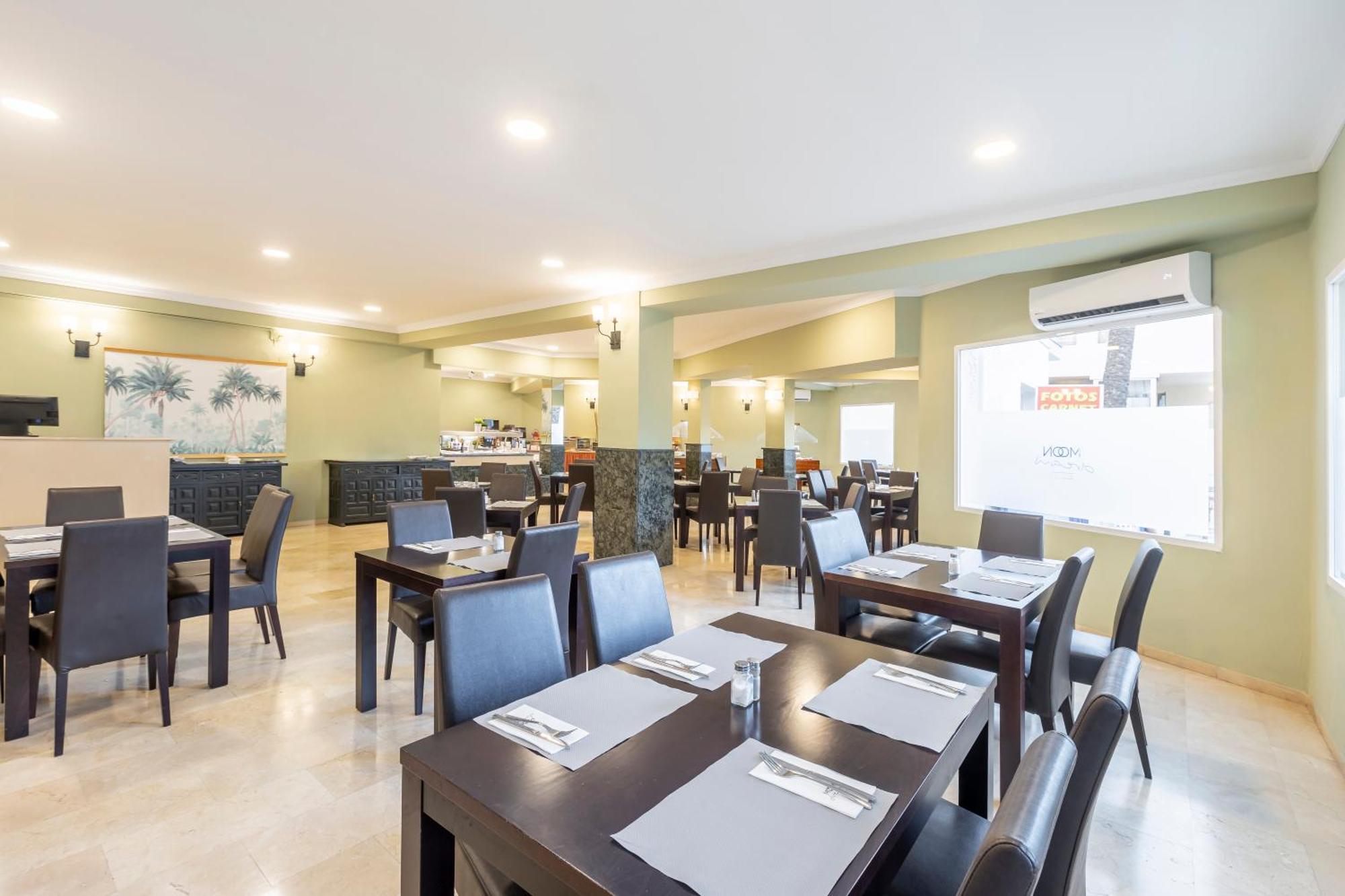 Moon Dreams Fuengirola Hotel Exterior photo